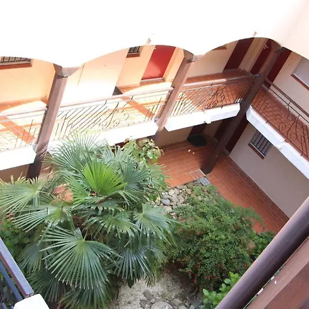 Appartement De la couleur aux Marquises à La Londe-les-Maures Extérieur photo