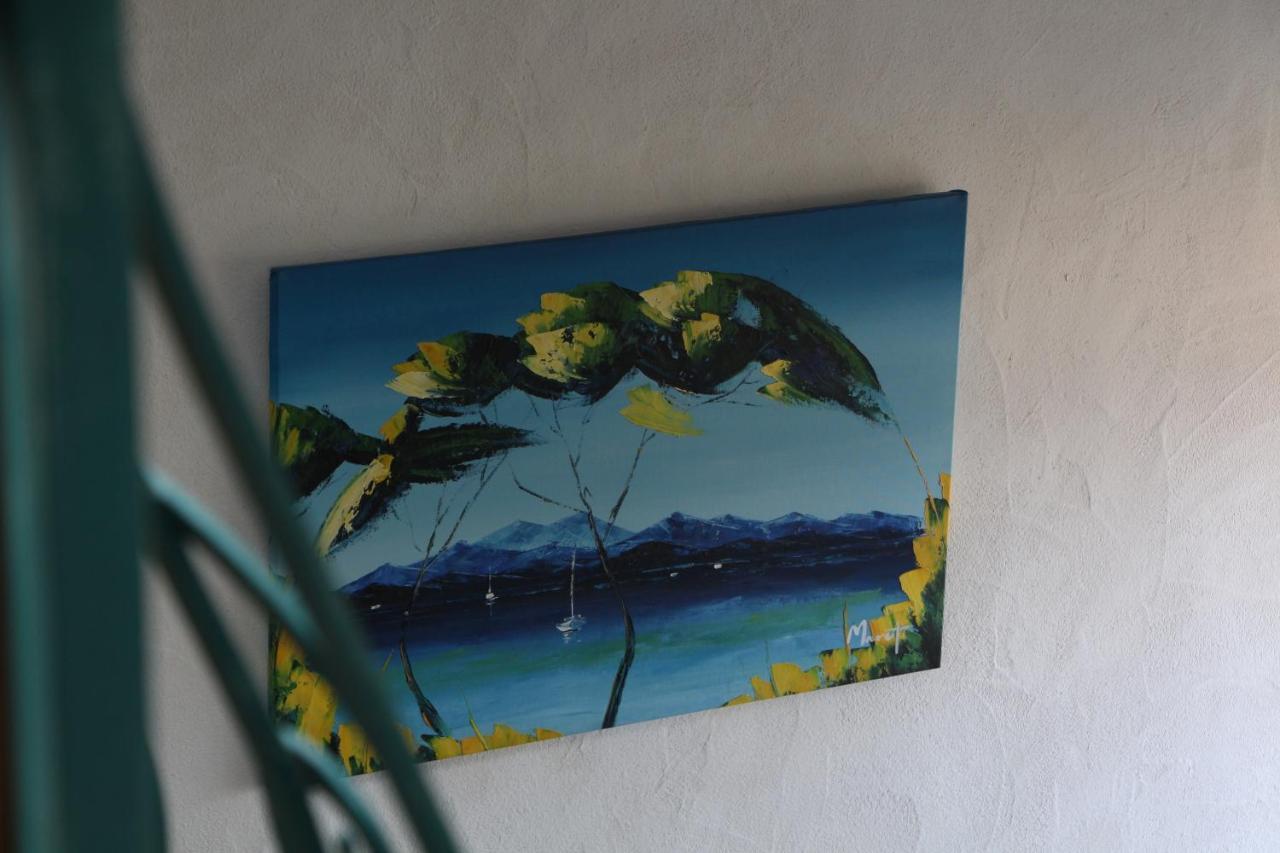 De La Couleur Aux Marquises Apartment La Londe-les-Maures