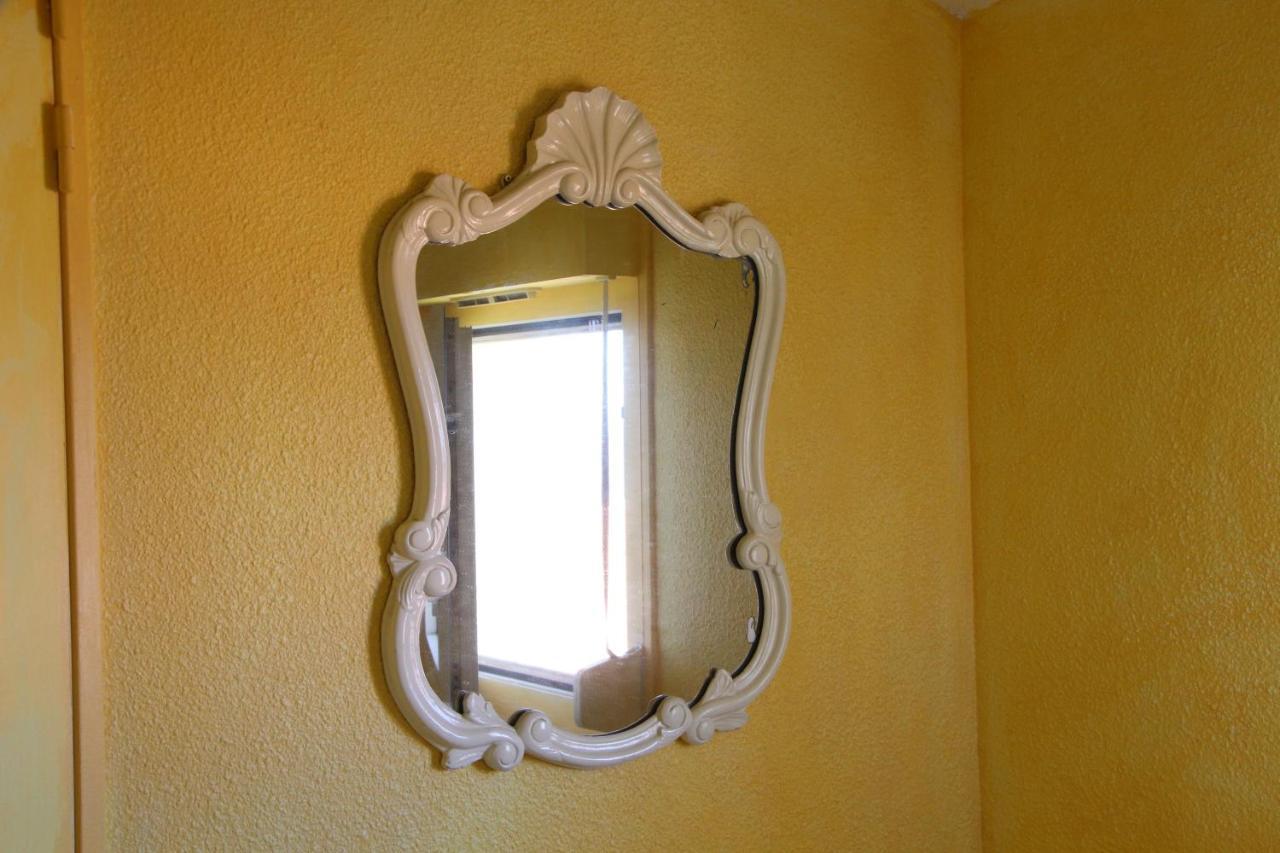 De La Couleur Aux Marquises